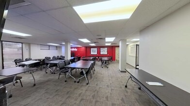 2651 E 21st St, Tulsa, OK for lease Interior Photo- Image 2 of 4