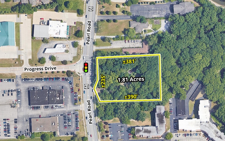 11745 Pearl Rd, Strongsville, OH for sale - Building Photo - Image 2 of 4