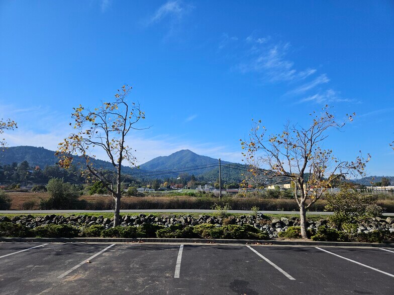 500 Tamal Plz, Corte Madera, CA à louer - Photo du bâtiment - Image 2 de 20