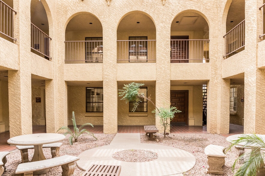 701 W Southern Ave, Mesa, AZ à louer - Photo du bâtiment - Image 3 de 8