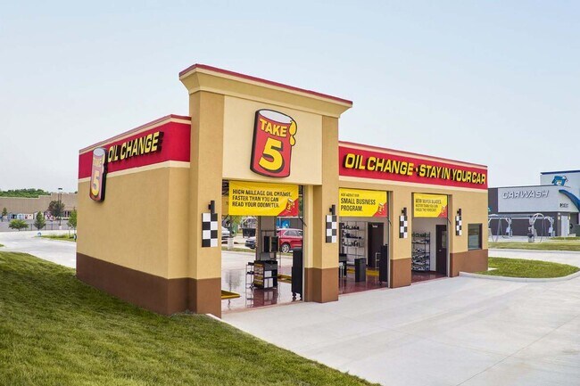 Plus de détails pour 1200 N 21st St, Newark, OH - Commerce de détail à vendre
