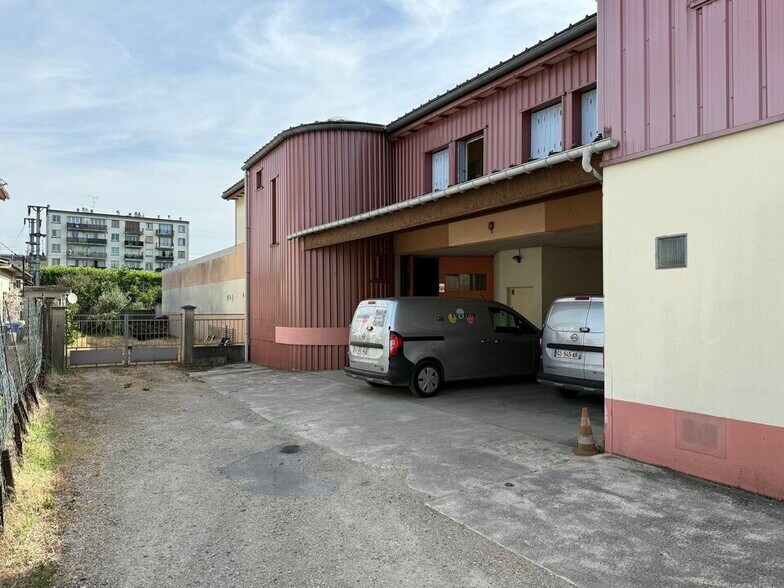 61 Avenue De Strasbourg, Noisy-le-Sec for lease - Building Photo - Image 1 of 5
