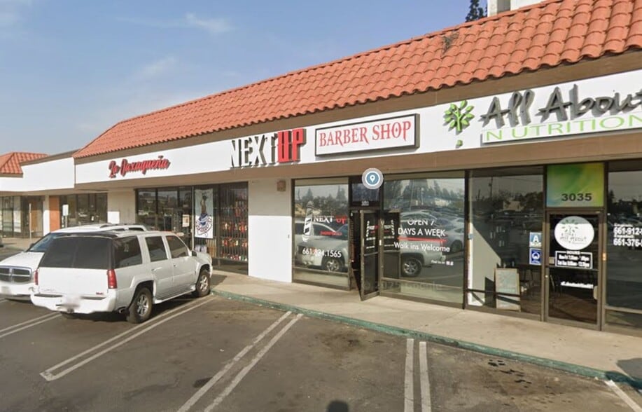 3019-3045 Wilson Rd, Bakersfield, CA for lease - Primary Photo - Image 1 of 37