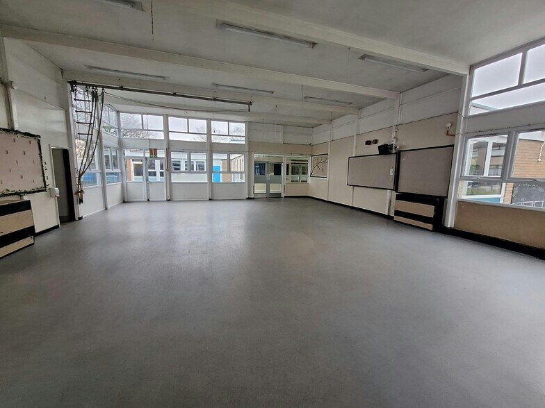 Montrey Crescent, Wigan à louer - Photo du bâtiment - Image 3 de 18