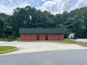 748 Veterans Pky, Jonesboro, GA for lease Interior Photo- Image 1 of 7