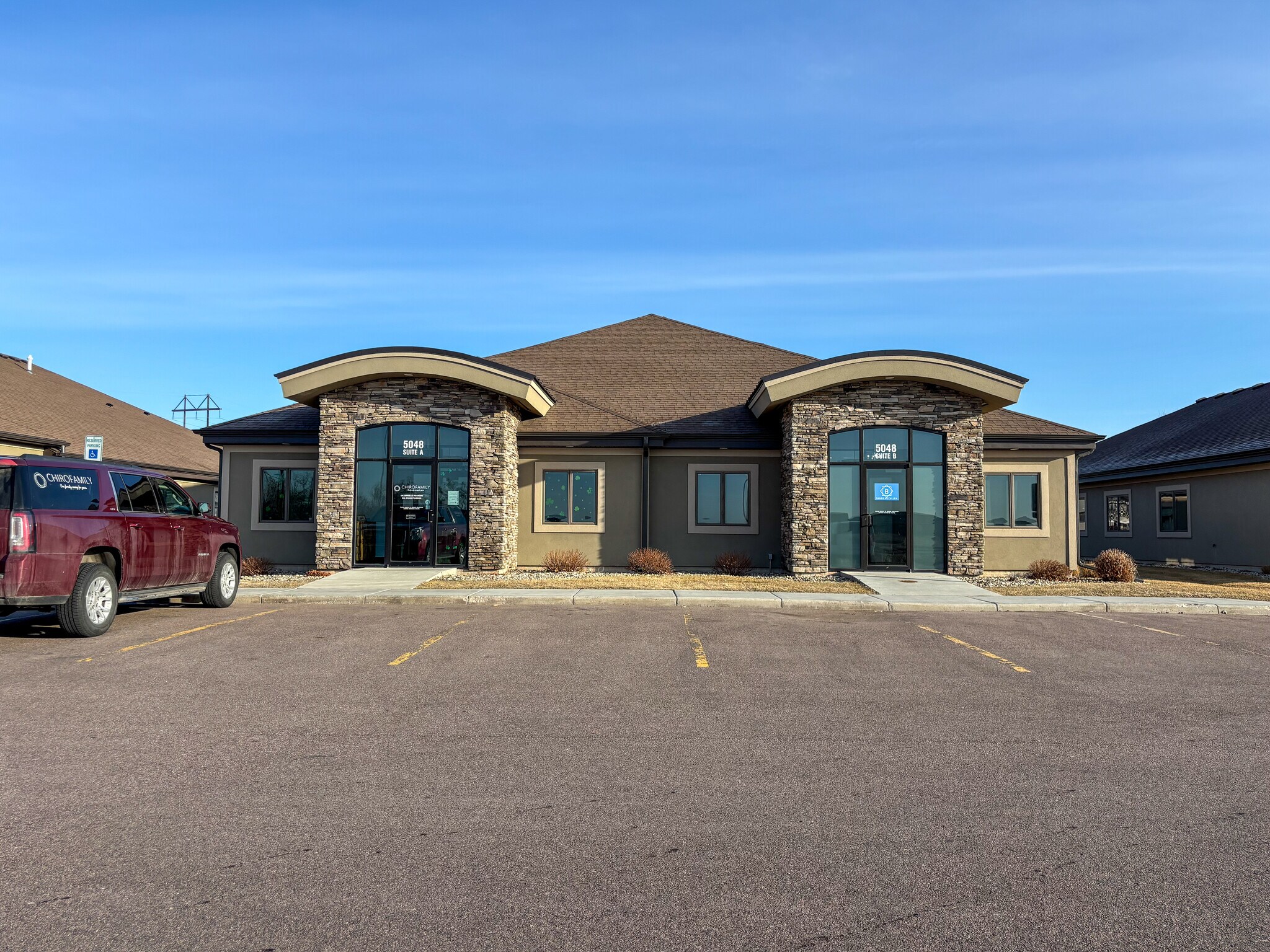 5048 E 57th St S, Sioux Falls, SD à vendre Photo du bâtiment- Image 1 de 1