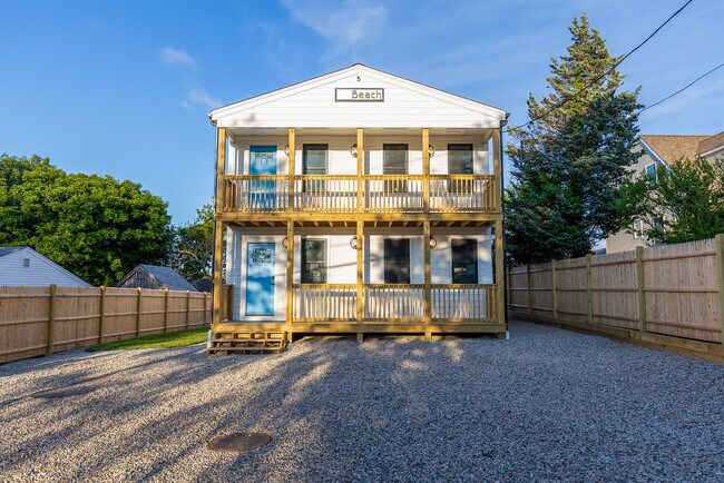 Plus de détails pour 18 Beach St, Plymouth, MA - Multi-résidentiel à vendre