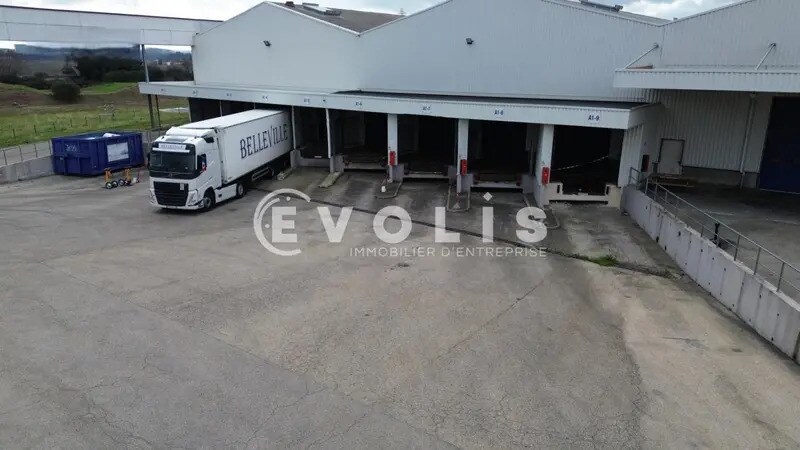 Industrial in Nîmes for lease - Building Photo - Image 1 of 9
