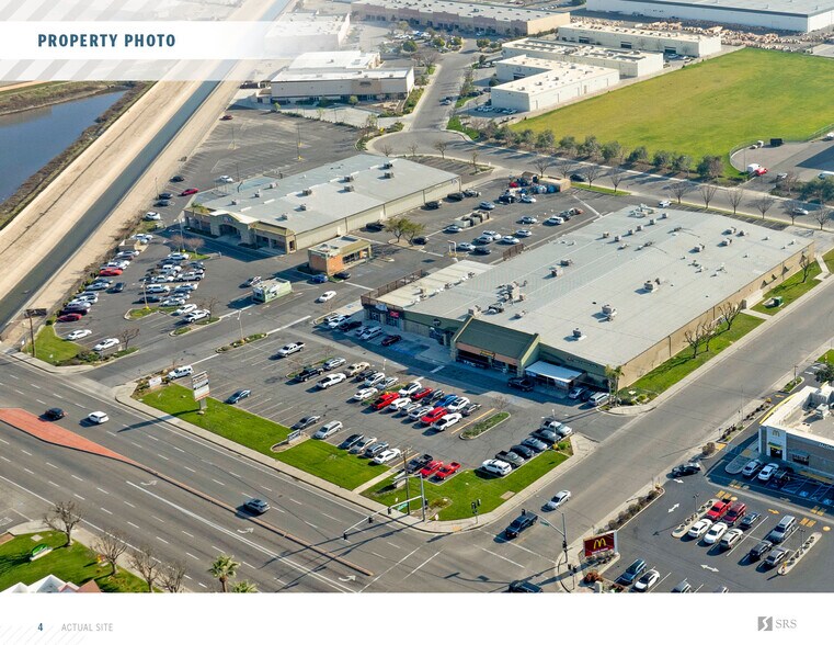 7701 White Ln, Bakersfield, CA à vendre - Photo du bâtiment - Image 3 de 10