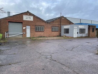 Plus de détails pour 4 Kingsway N, Aldridge - Industriel à vendre
