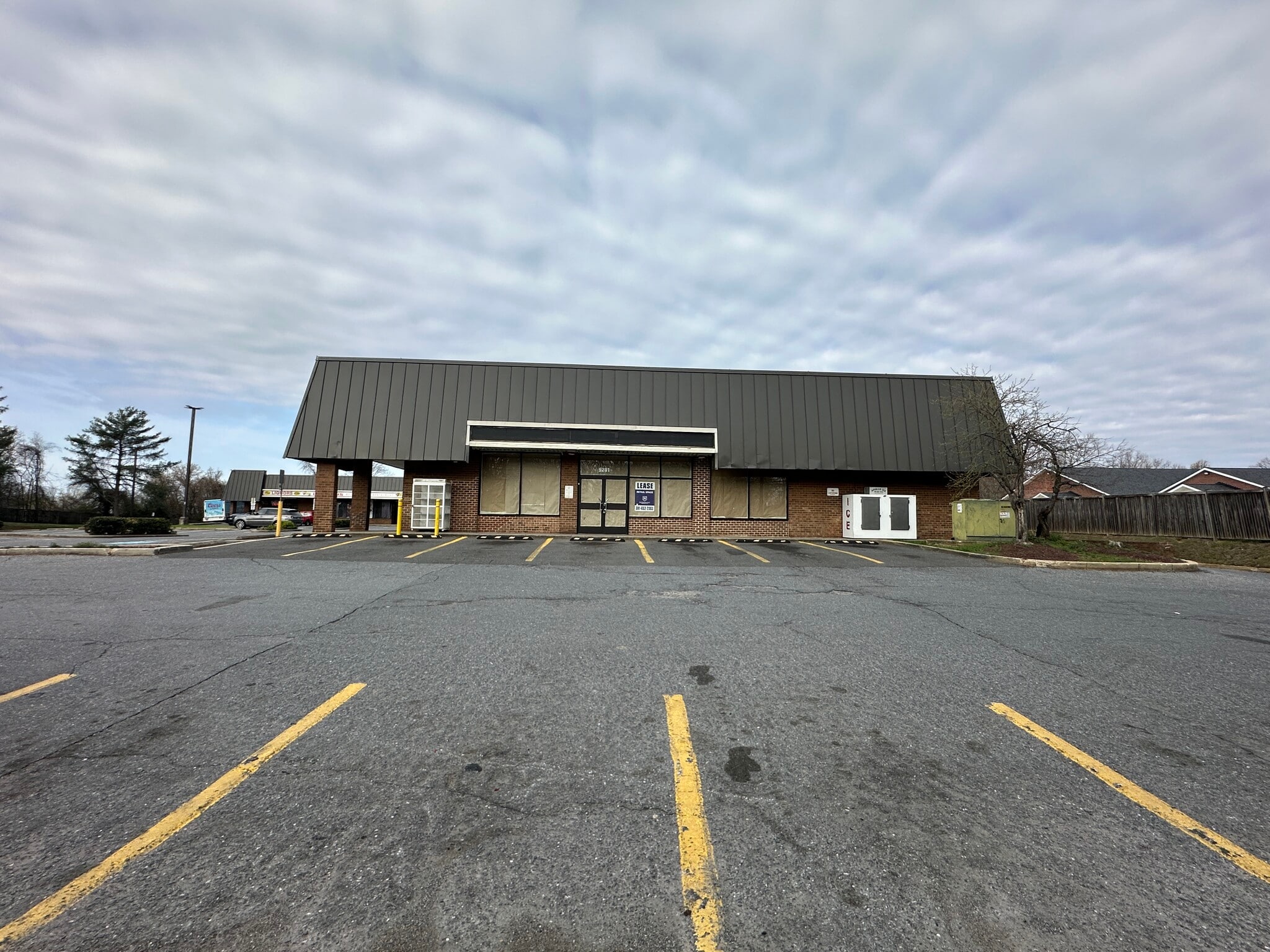 9201-9231 Oxon Hill Rd, Fort Washington, MD à louer Photo intérieure- Image 1 de 10