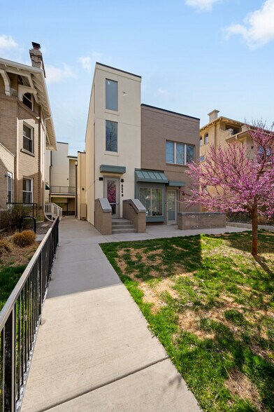 854 Emerson St, Denver, CO à vendre - Photo du bâtiment - Image 2 de 26