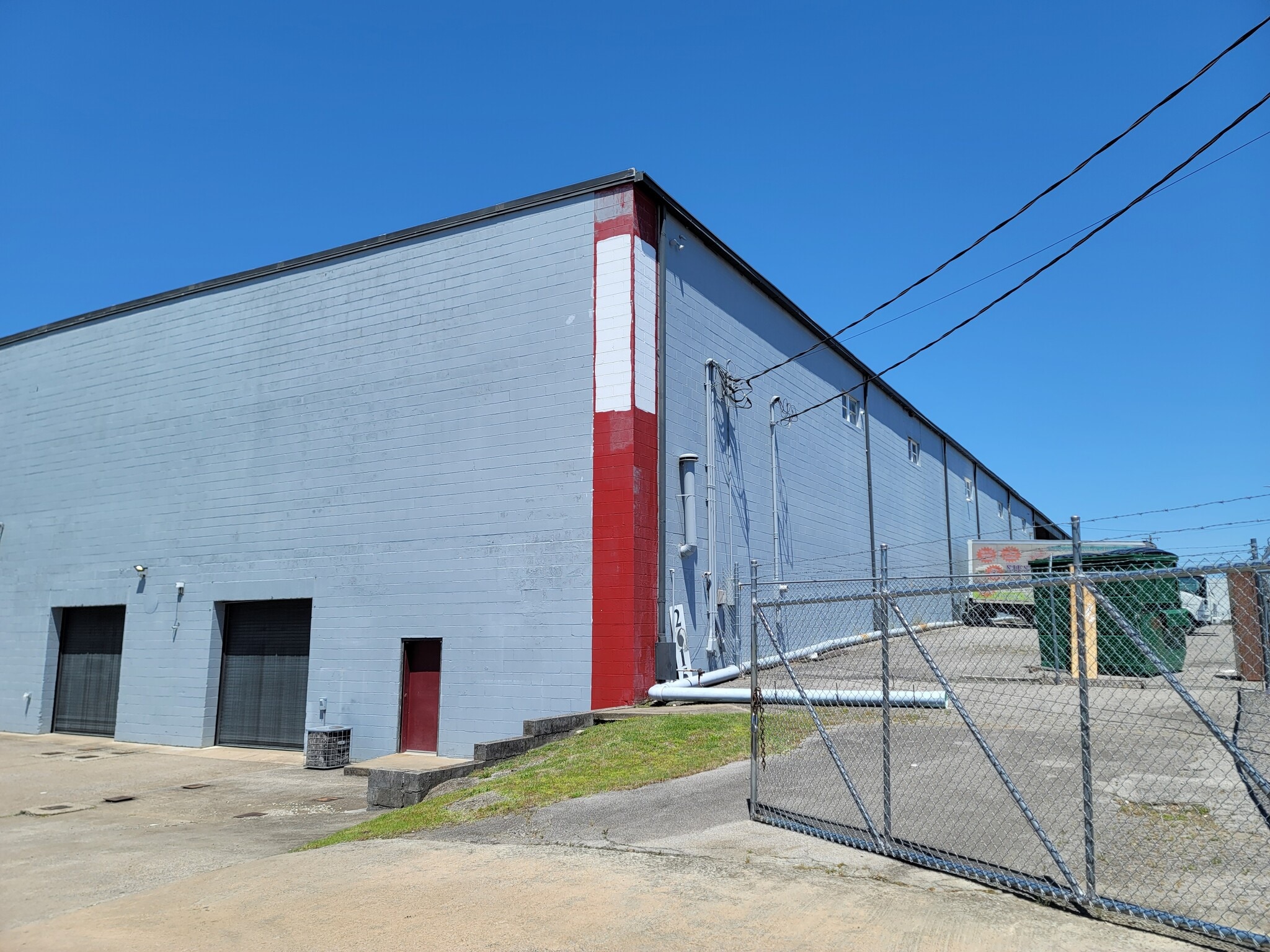 2611-2615 Grandview Ave, Nashville, TN à louer Photo du bâtiment- Image 1 de 4