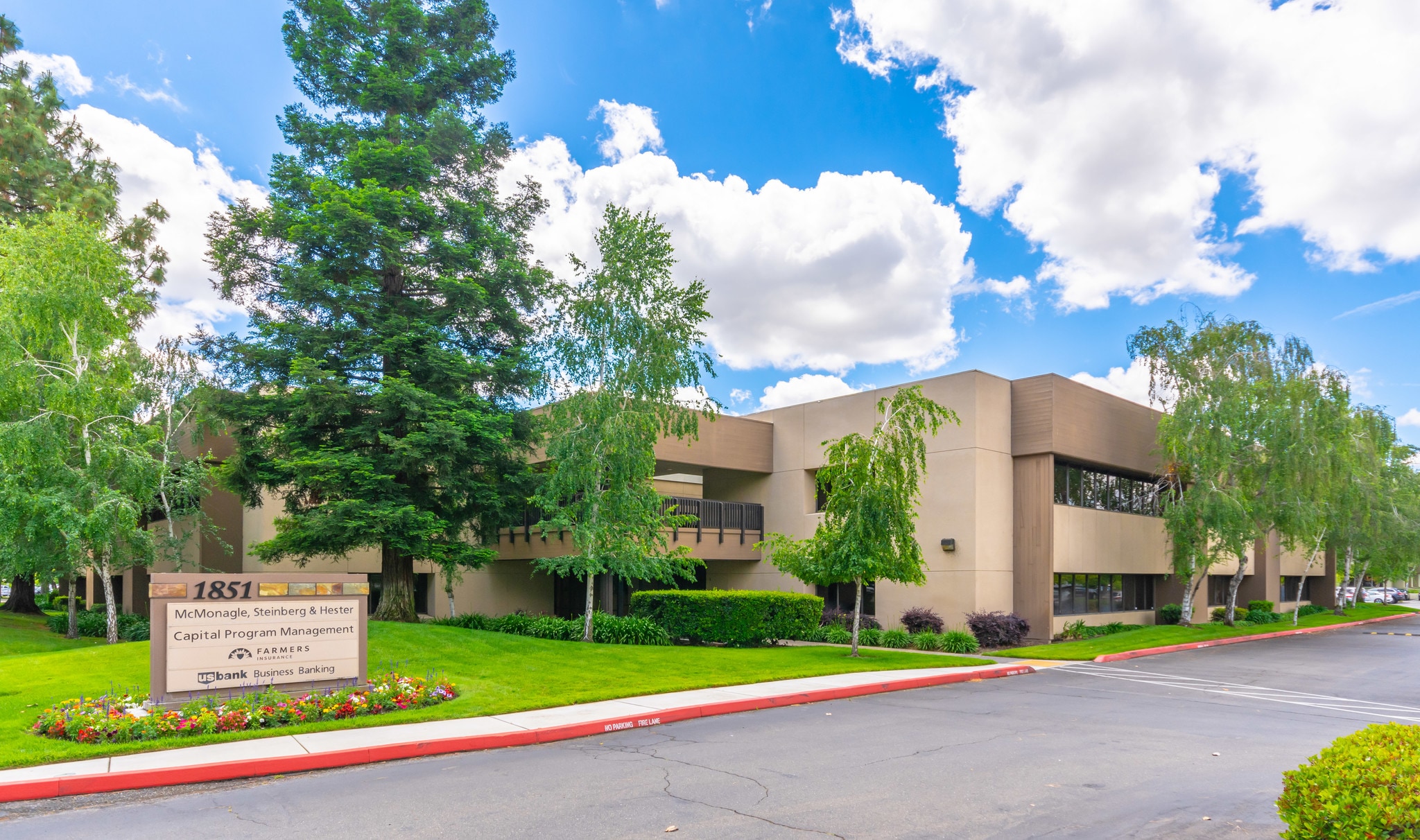 1851 Heritage Ln, Sacramento, CA for lease Primary Photo- Image 1 of 5