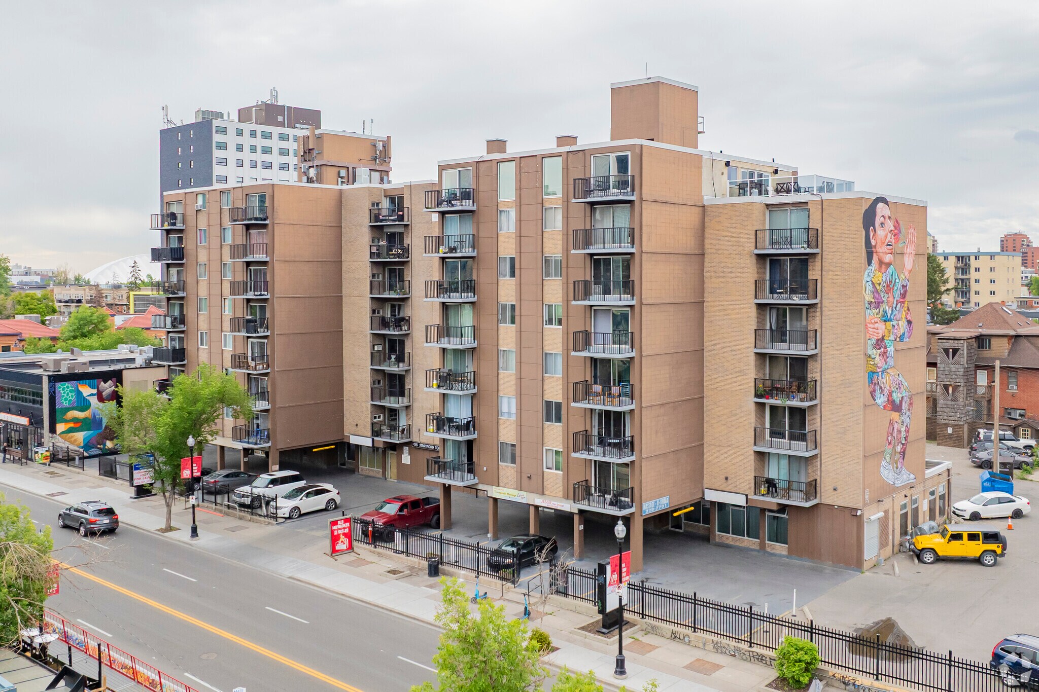 515-519 17th Ave SW, Calgary, AB for sale Primary Photo- Image 1 of 1