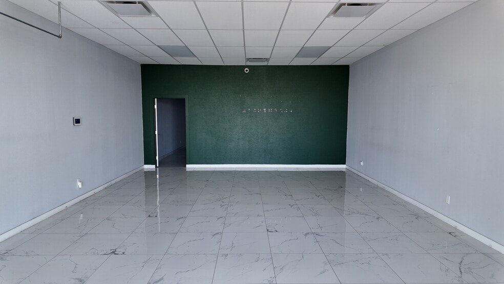 15000 Edgemere, El Paso, TX for lease - Building Photo - Image 2 of 3