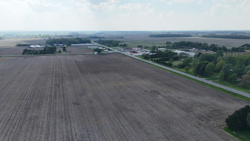 12980 N. FOSTORIA RD., Bradner, OH à vendre - Photo du bâtiment - Image 2 de 22