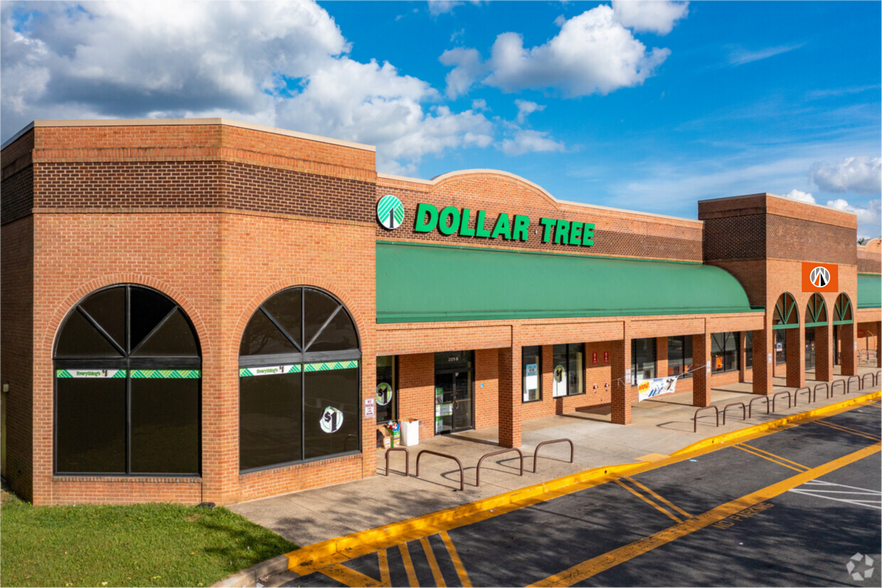 2319 N Rolling Rd, Windsor Mill, MD à louer - Photo du bâtiment - Image 3 de 13