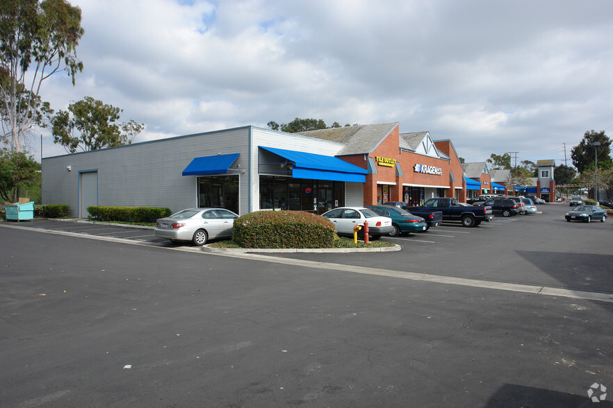 4255 E Main St, Ventura, CA for lease - Building Photo - Image 1 of 8