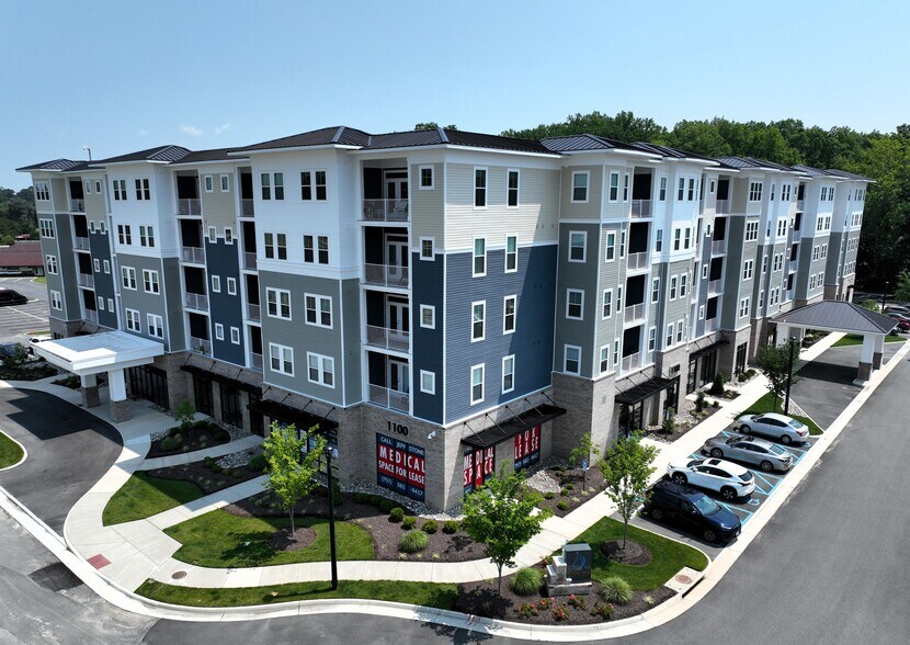 Bridgeport Way & Knotts Point Lane, Suffolk, VA à louer - Photo du bâtiment - Image 2 de 20