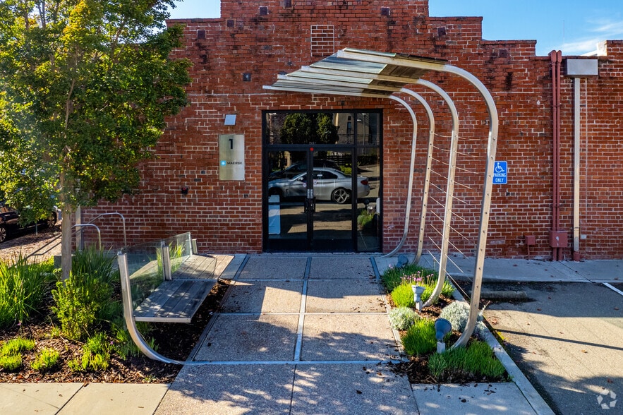 1266 66th St, Emeryville, CA for sale - Building Photo - Image 2 of 5