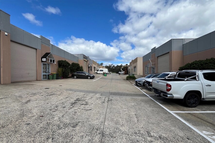 65-67 Canterbury Rd, Montrose à louer - Photo du bâtiment - Image 2 de 3