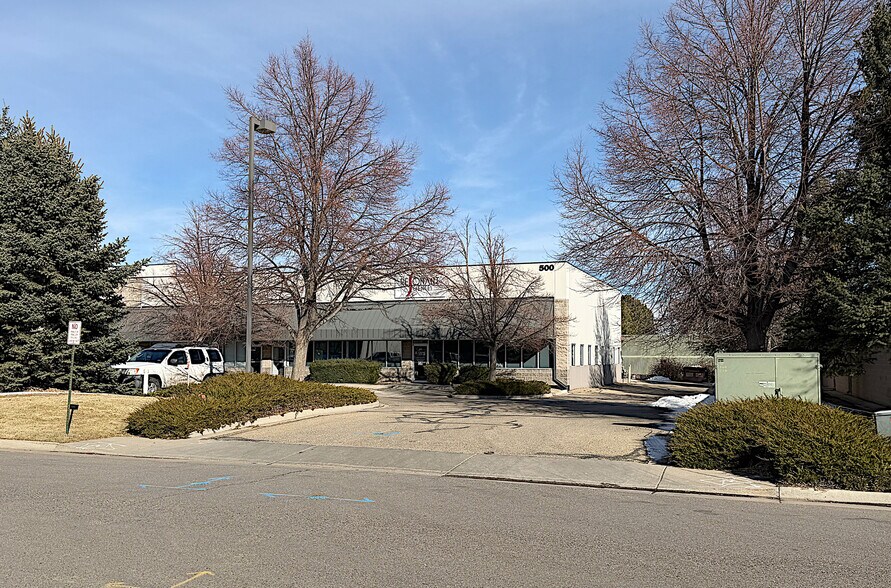 500 S Arthur Ave, Louisville, CO à louer - Photo du bâtiment - Image 2 de 6