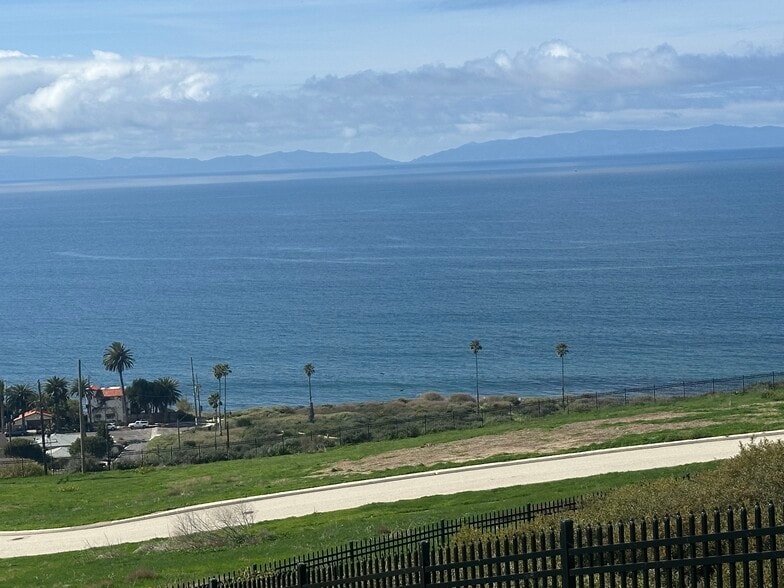 1482 Hamilton Ave, San Pedro, CA for sale - Primary Photo - Image 1 of 7