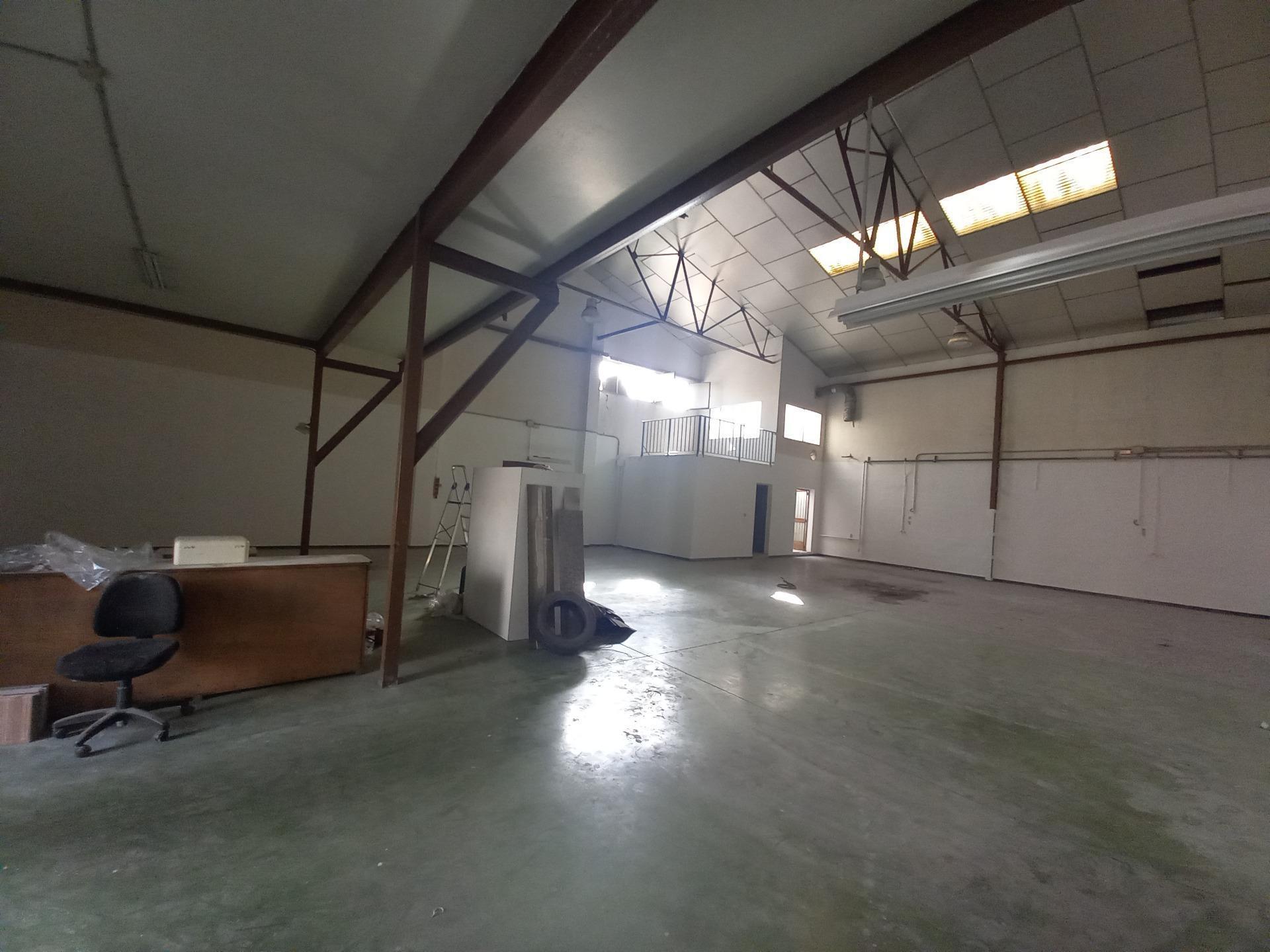 Industrial in Elche for lease Interior Photo- Image 1 of 11