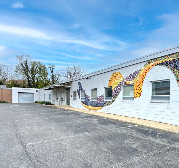 300 N Stonestreet Ave, Rockville, MD à louer - Photo du bâtiment - Image 1 de 20