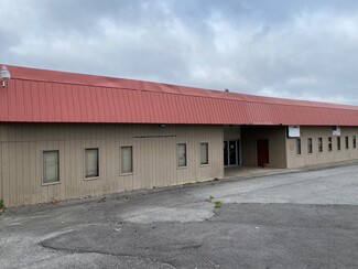 Plus de détails pour 612 S Eisenhower Dr, Beckley, WV - Vente au détail à vendre