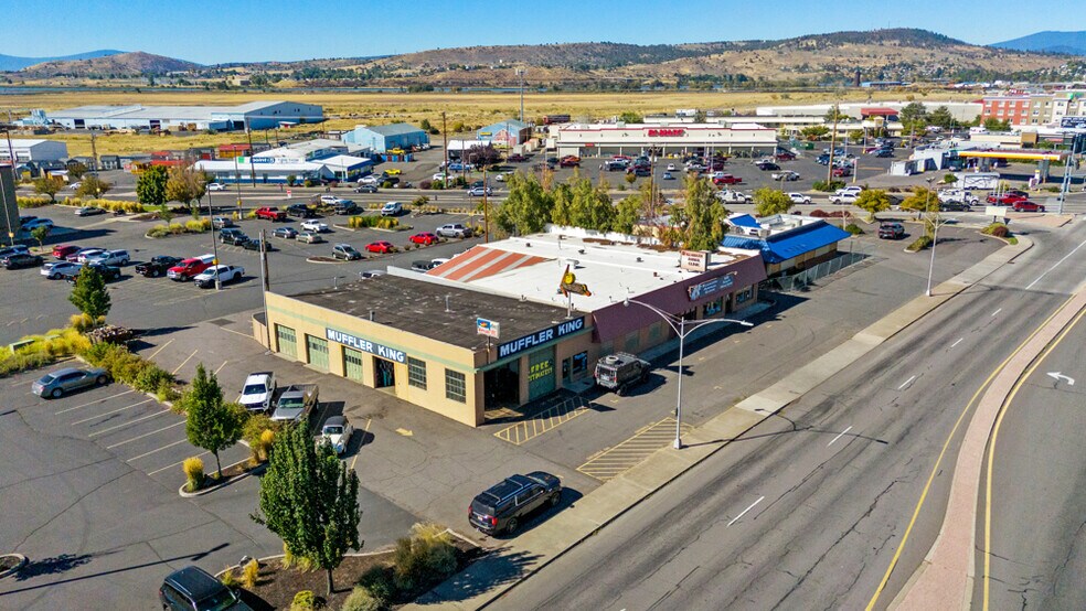 2730 S 6th St, Klamath Falls, OR à vendre - Photo du bâtiment - Image 2 de 23