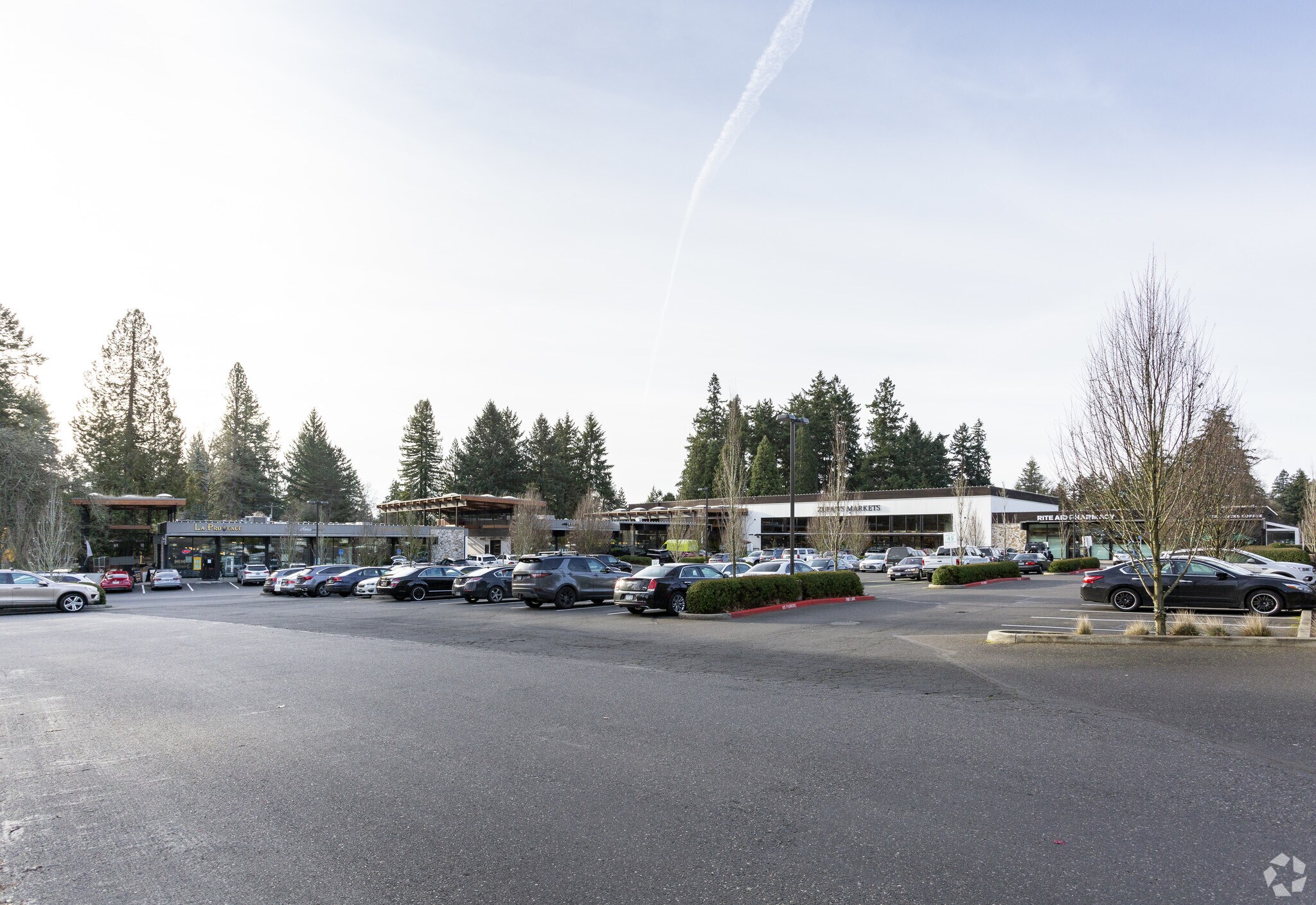 16269-16303 Bryant Rd, Lake Oswego, OR for lease Primary Photo- Image 1 of 5