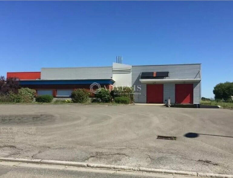 Flex dans Basse-Goulaine à louer - Photo du bâtiment - Image 1 de 3