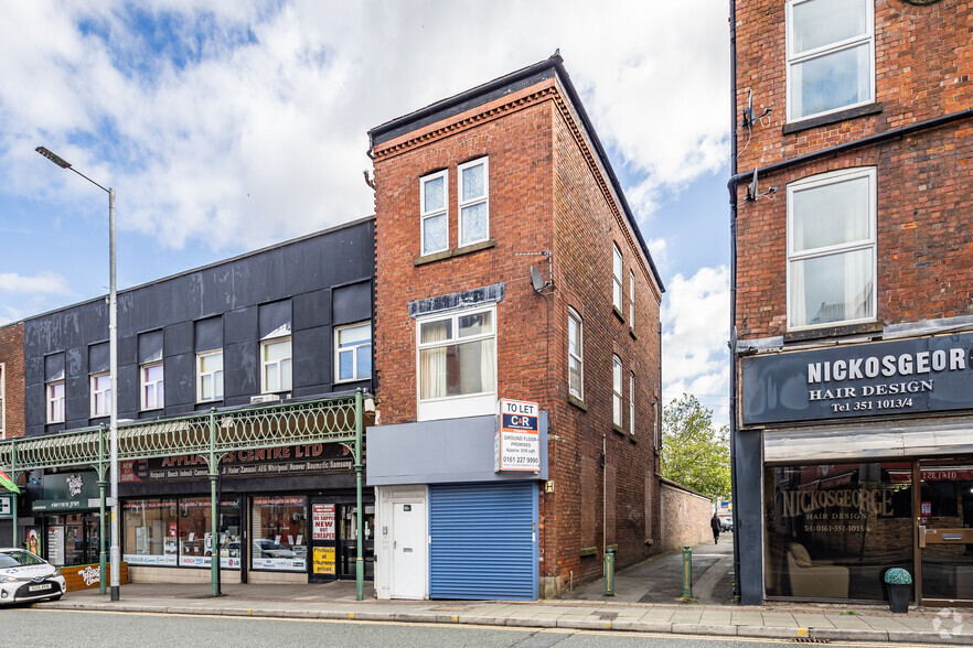 43 Market St, Hyde for lease - Primary Photo - Image 1 of 2