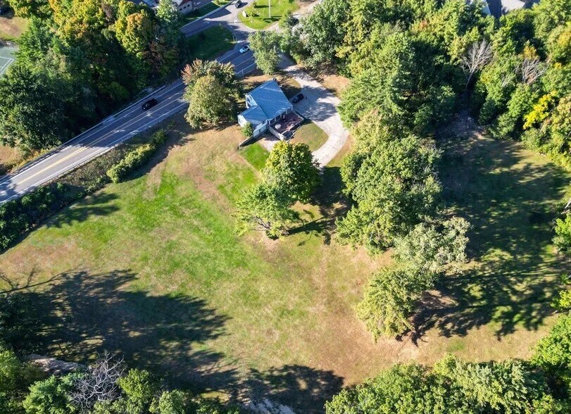 149 White Mountain Hwy, Conway, NH à vendre - Photo du bâtiment - Image 2 de 5