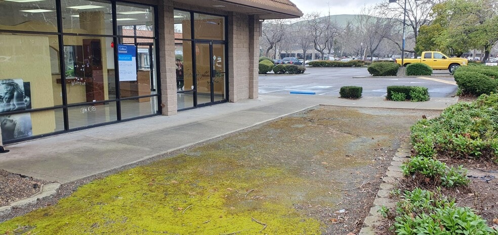 1516 Kirker Pass Rd, Concord, CA for lease - Building Photo - Image 3 of 4