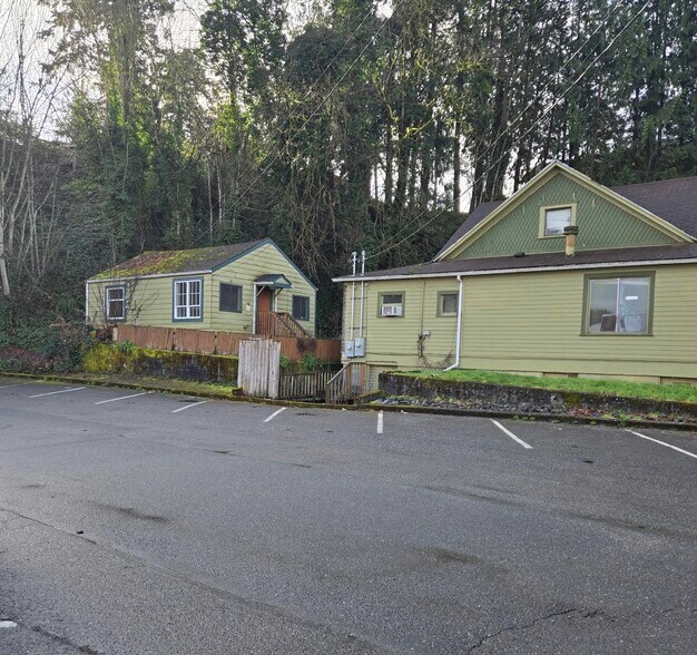 201 S Olympic Ave, Arlington, WA à vendre - Photo du bâtiment - Image 1 de 4