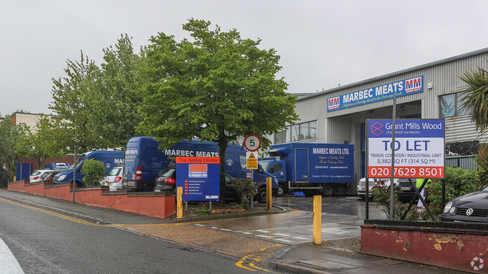 Waterloo Rd, Londres à louer - Photo du bâtiment - Image 3 de 4