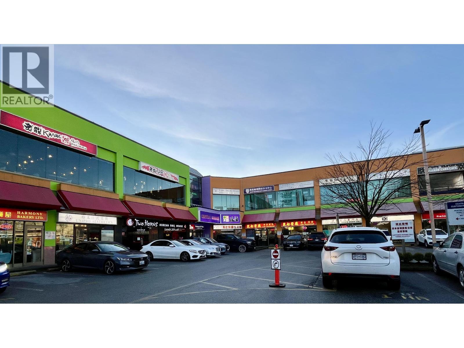 4231 Hazelbridge Way, Richmond, BC à louer Photo du bâtiment- Image 1 de 5