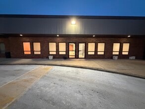 4663-4699 US Highway 9, Howell, NJ for lease Interior Photo- Image 1 of 20