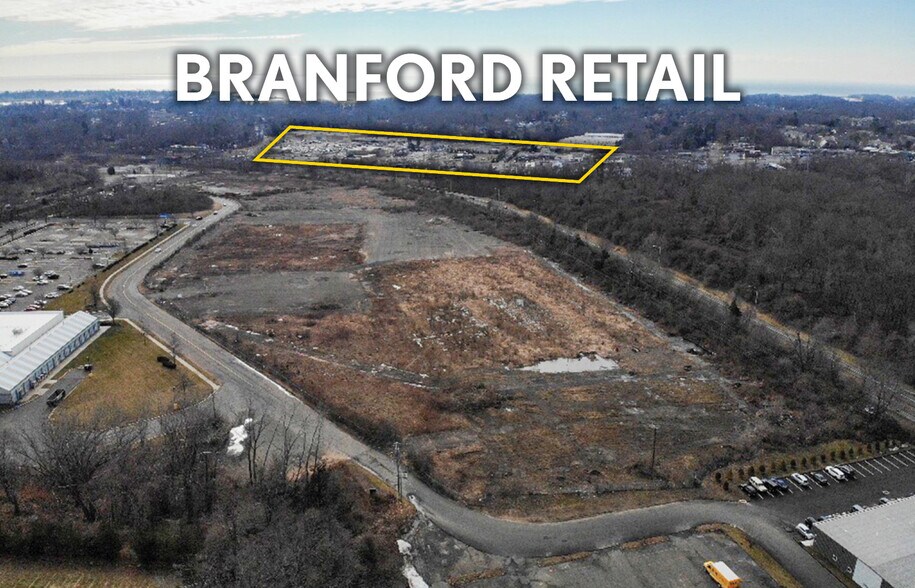 49-111 Commercial Pky, Branford, CT à vendre - Photo du bâtiment - Image 3 de 4