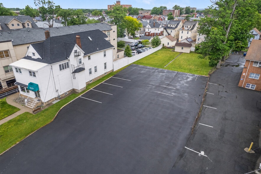 217 Rahway Ave, Elizabeth, NJ for sale - Building Photo - Image 3 of 3