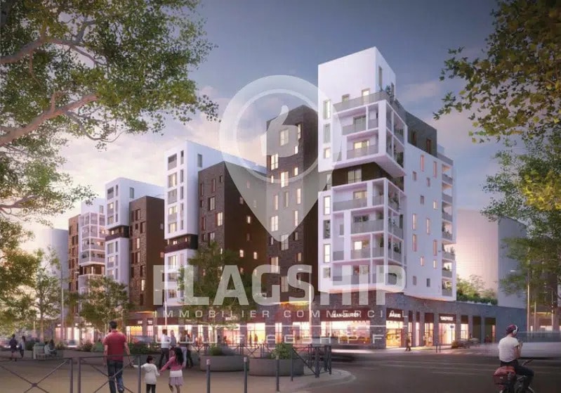 Retail in Aubervilliers for lease Building Photo- Image 1 of 3