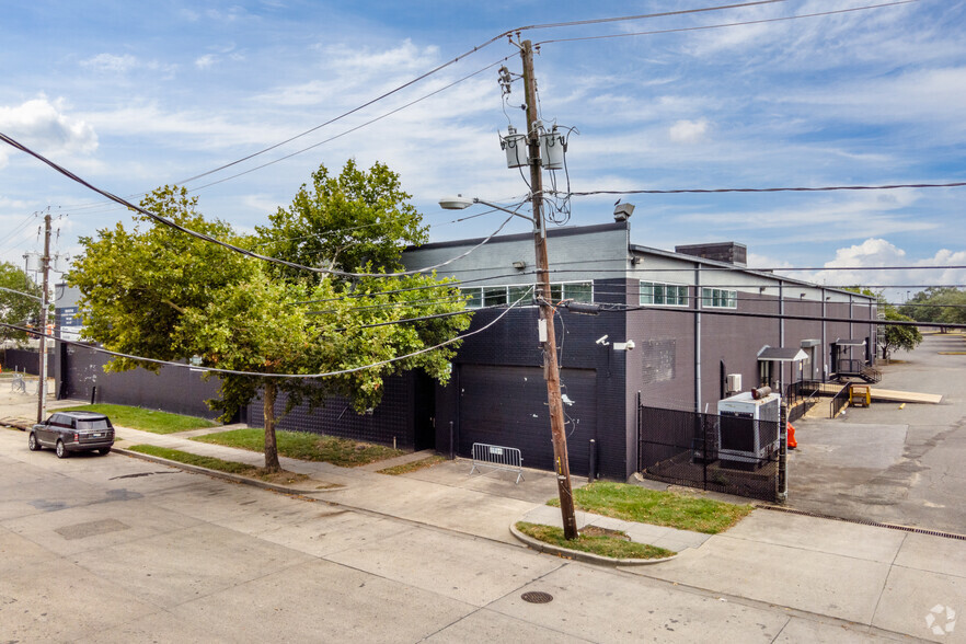 1235 W St NE, Washington, DC for lease - Building Photo - Image 2 of 8