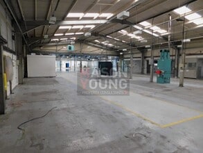 Guns Ln, West Bromwich for lease Interior Photo- Image 2 of 4