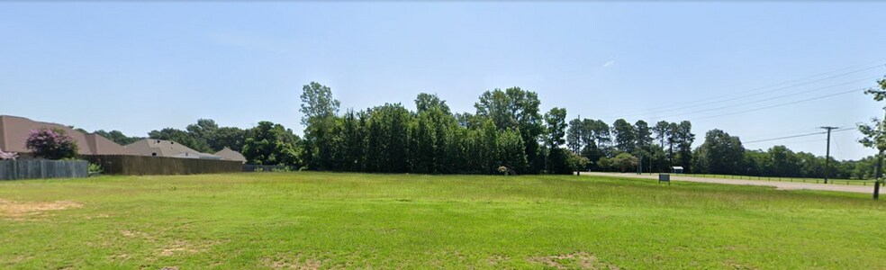 7201 N Kings Hwy, Texarkana, TX à vendre - Photo du bâtiment - Image 2 de 4