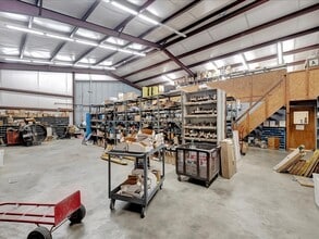 1441 N Temple Dr, Diboll, TX for sale Interior Photo- Image 2 of 13