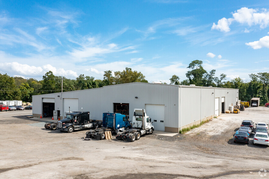 1031 68th St, Rosedale, MD for sale - Primary Photo - Image 1 of 1