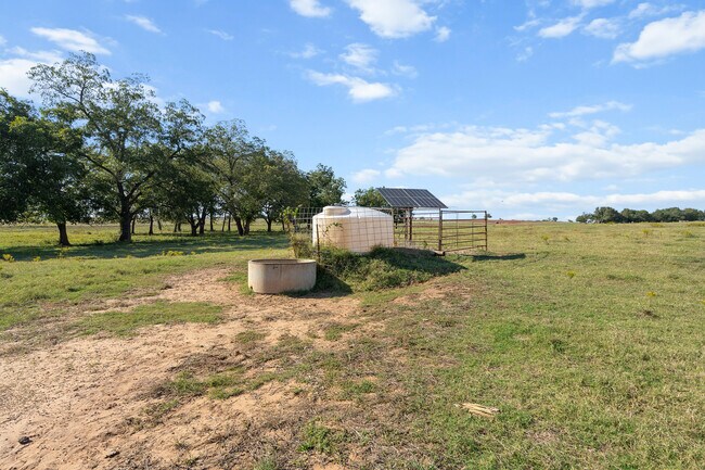 Plus de détails pour 4480 Memorial Rd, Lone Grove, OK - Terrain à vendre